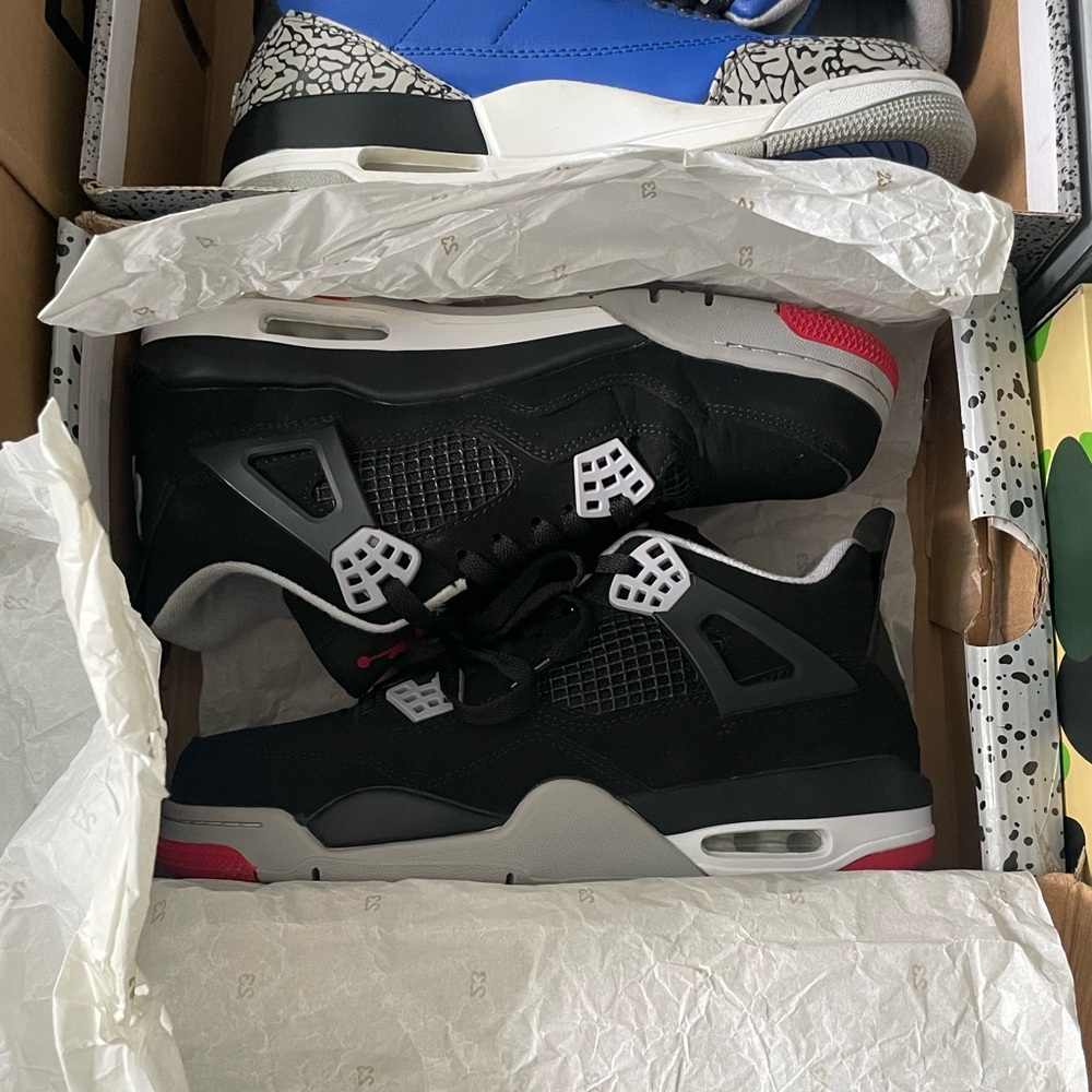 JORDAN BRED 4